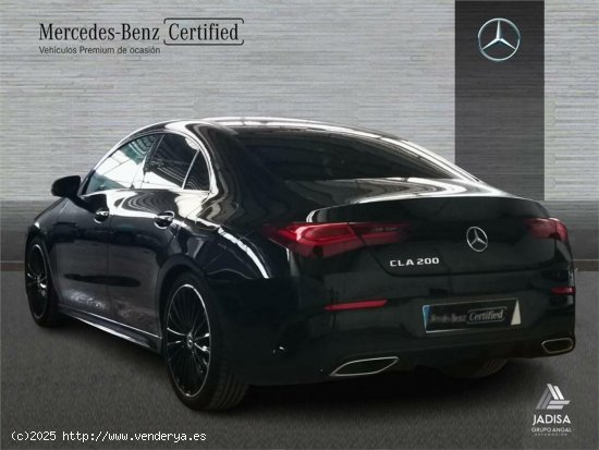 Mercedes CLA 200 - 