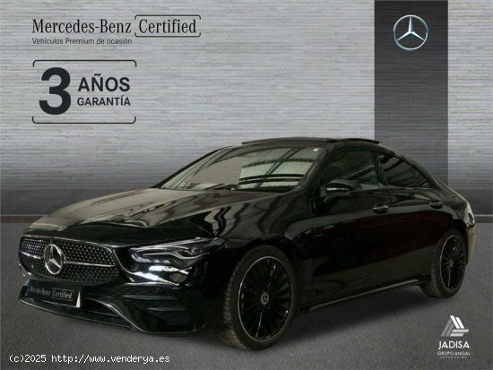 Mercedes CLA 200 - 