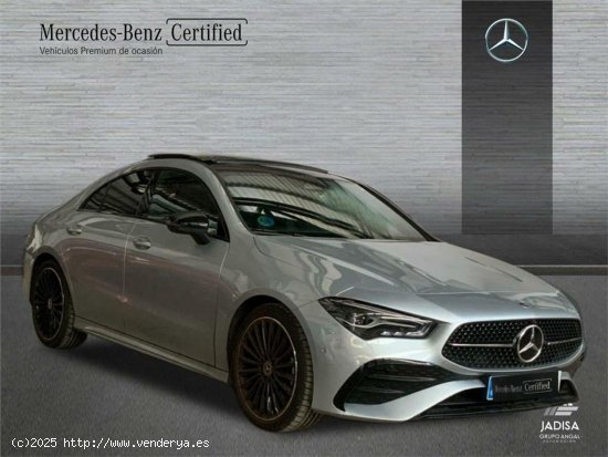 Mercedes CLA 200 - 