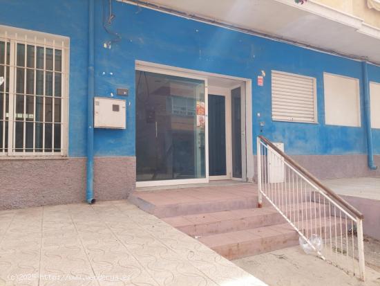 Local Comercial en Beniajan, Avenida Fabian Escribano - MURCIA