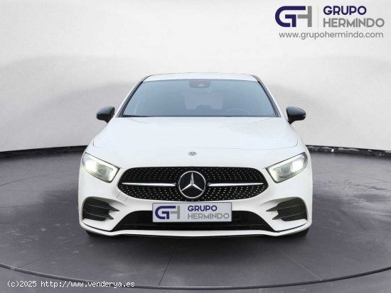 Mercedes Clase A 200 D AMG LINE - Ponteareas