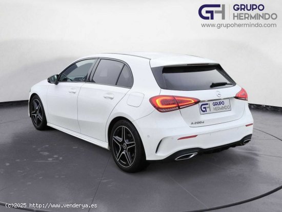 Mercedes Clase A 200 D AMG LINE - Ponteareas