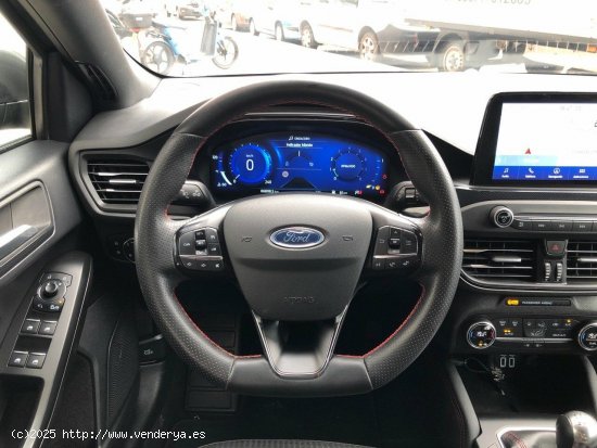 Ford Focus 1.0 Ecoboost MHEV 92kW ST-Line X GRIS MAGNETIC - 