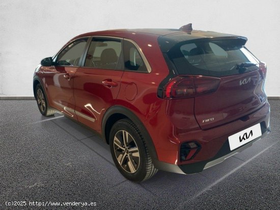 Kia Niro 1.6 GDi PHEV 104kW (141CV) Concept RUNWAY RED - 