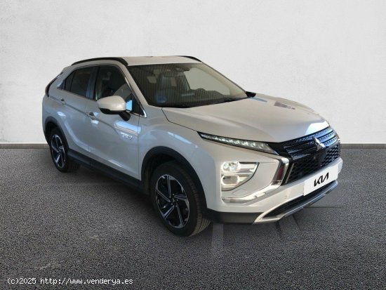  Mitsubishi Eclipse Cross 2.4 PHEV Kaiteki Auto 4WD . -  