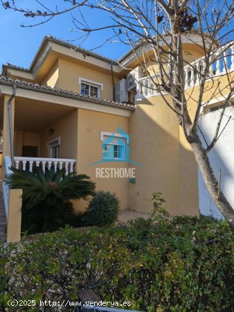 Chalet en venta en Simat de la Valldigna (Valencia)