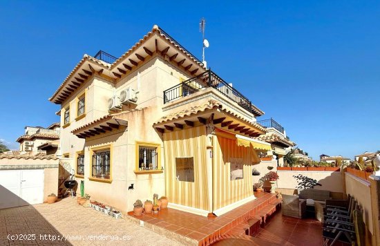  Chalet en venta en Orihuela (Alicante) 