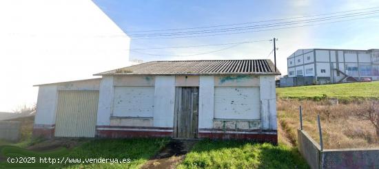  Se vende casa para reformar en c/Oliveira, Carballo - A CORUÑA 