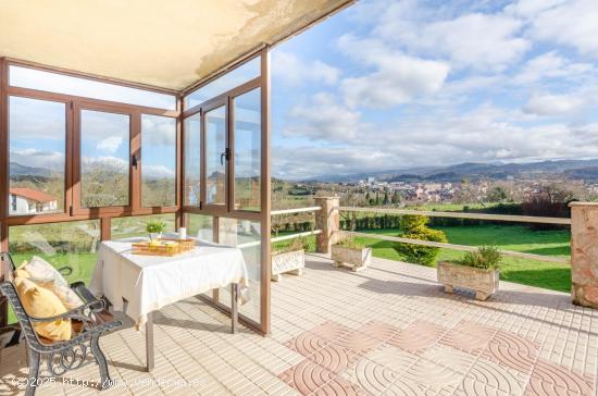 CASA CON FINCA A 500M DEL CENTRO DE POLA DE SIERO - ASTURIAS