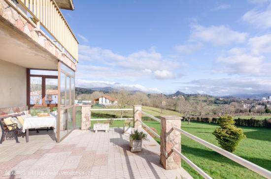 CASA CON FINCA A 500M DEL CENTRO DE POLA DE SIERO - ASTURIAS