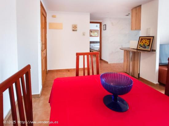 Apartamento de un dormitorio (posible 2) con parking y piscina en Albir - ALICANTE