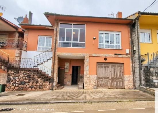  CASA EN PELUGANO, ALLER (ASTURIAS) CON ALMACÉN Y TERRAZA ACRISTALADA - ASTURIAS 