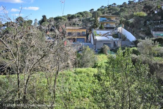 Parcelas en venta en la urbanización El Telegraf de Montornés del Vallés. - BARCELONA