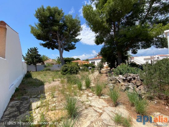 Suelo urbano en venta  en Mont-roig del Camp - Tarragona