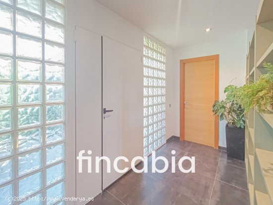 Unifamiliar aislada en venta  en Sils - Girona