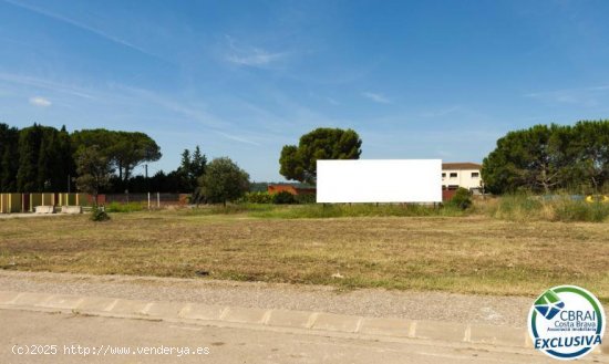 Suelo Urbanizable en venta  en Garriguella - Girona