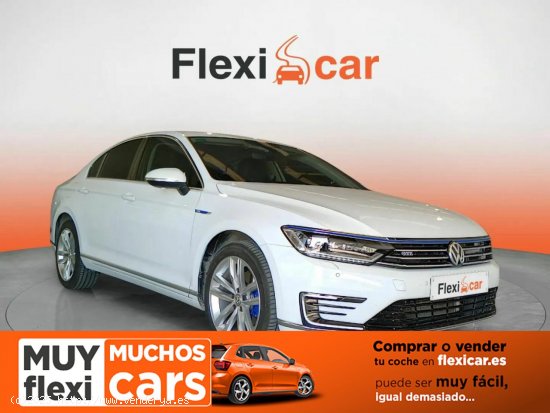  Volkswagen Passat GTE 1.4 TSI 115kW (156CV) DSG - Huércal de Almería 