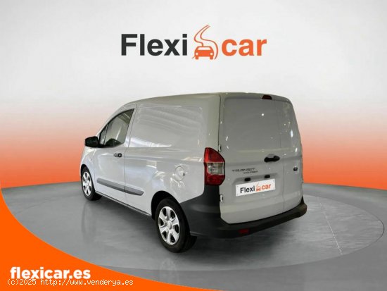 Ford Tourneo Courier 1.0 EcoBoost 74kW (100CV) Ambiente - Mairena del Aljarafe