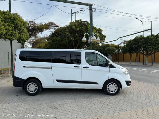  Ford Transit Custom AUTOMATICA 9 PLAZAS 310 L2 MODELO TREN. CERTIFICADO DE KILOMETROS Y CARROCERIA - 