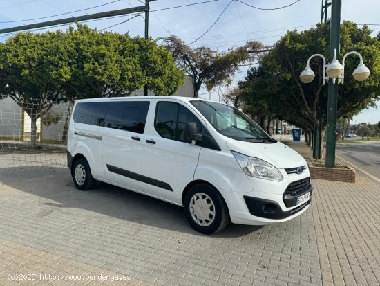 Ford Transit Custom AUTOMATICA 9 PLAZAS 310 L2 MODELO TREN. CERTIFICADO DE KILOMETROS Y CARROCERIA -