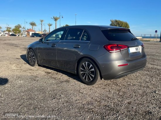 Mercedes Clase A A 200 d de 2020 con 59.000 Km por 28.900 EUR. en Cordoba