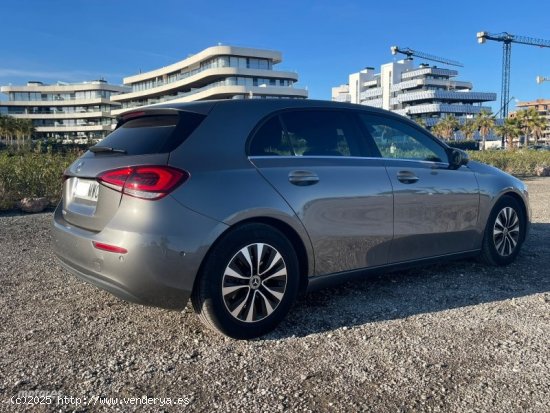 Mercedes Clase A A 200 d de 2020 con 59.000 Km por 28.900 EUR. en Cordoba