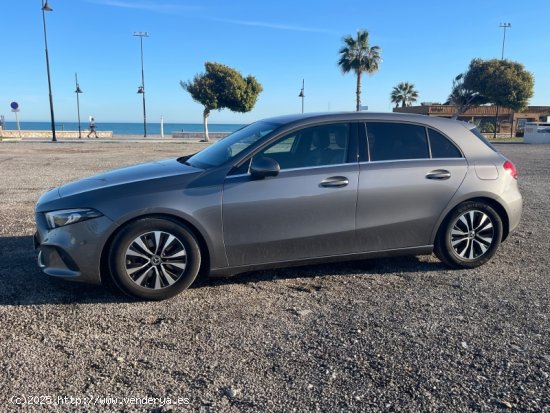 Mercedes Clase A A 200 d de 2020 con 59.000 Km por 28.900 EUR. en Cordoba