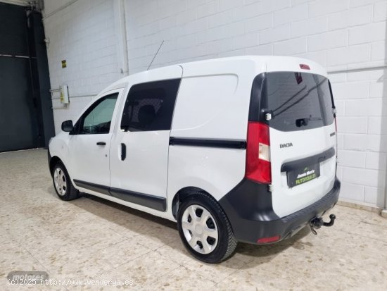 Dacia Dokker Dci 90cv de 2017 con 95.000 Km por 8.300 EUR. en Sevilla