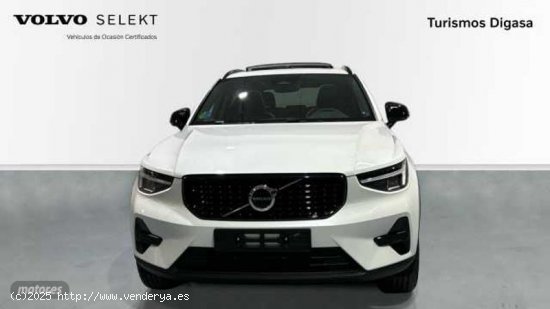 Volvo XC40 2.0 B3 ULTRA DARK AUTO 163 5P de 2024 con 1 Km por 45.700 EUR. en Granada