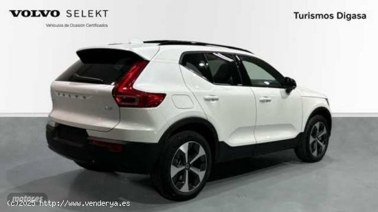 Volvo XC40 2.0 B3 ULTRA DARK AUTO 163 5P de 2024 con 1 Km por 45.700 EUR. en Granada