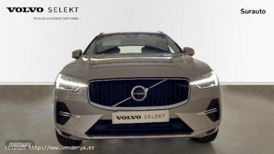 Volvo XC 60 2.0 B4 D CORE AUTO 197 5P de 2022 con 25.748 Km por 39.950 EUR. en Cadiz