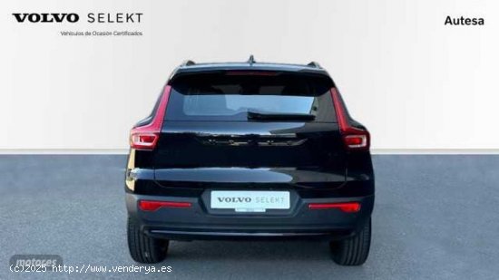 Volvo XC40 Black Edition Plus, B3 Mild Hybrid, Gasolina de 2024 con 6.000 Km por 45.000 EUR. en Pont