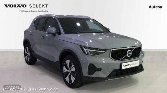 Volvo XC40 Core, B3 Mild Hybrid, Gasolina de 2024 con 3.000 Km por 36.800 EUR. en Pontevedra