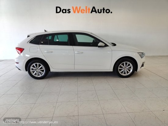 Skoda Scala 1.0 TSI 85KW (115 CV) ESSENCE de 2022 con 6.296 Km por 21.490 EUR. en Valladolid