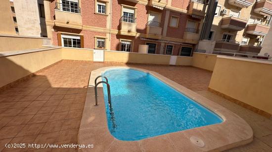  APARTAMENTO CON PISCINA A 300m DE LA PLAYA DEL CURA TORREVIEJA - ALICANTE 