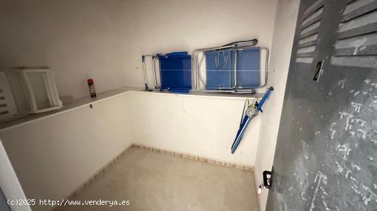 APARTAMENTO CON PISCINA A 300m DE LA PLAYA DEL CURA TORREVIEJA - ALICANTE