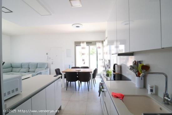 Chalet moderno en Urb Vista Bella, San Miguel de Salinas - ALICANTE