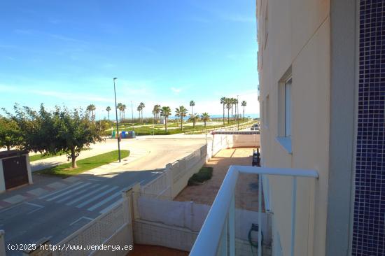 SE VENDE APARTAMENTO EN LA PLAYA DE DAIMUZ - VALENCIA