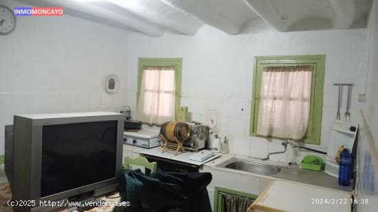 SE VENDE CASA CON HUERTO EN NOVALLAS (ZARAGOZA) - ZARAGOZA