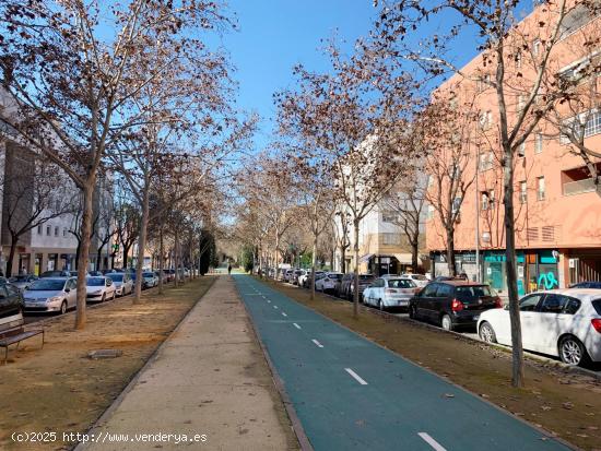  PISO AMUEBLADO EN ALQUILER RESIDENCIAL EN LOS BERMEJALES - SEVILLA 