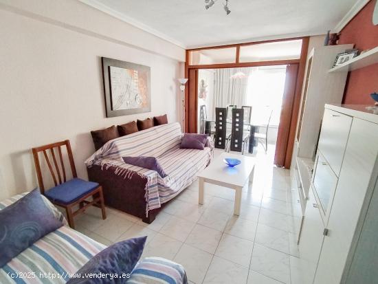  Apartamento de 1 dormitorio, 1 baño, parking, piscina y licencia turística, en zona de Levante - A 