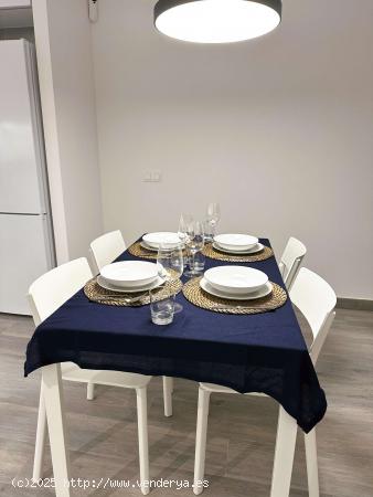  Piso de 3 habitaciones en alquiler en València - VALENCIA 