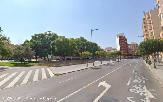 PLAZA DE PARQUING EN PLAZA ISLAS COLUMBRETES - CASTELLON