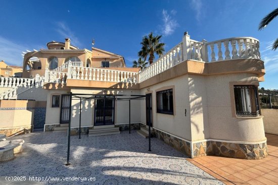 Villa en venta en Rojales (Alicante)