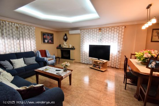 Villa en venta en Montroy (Valencia)