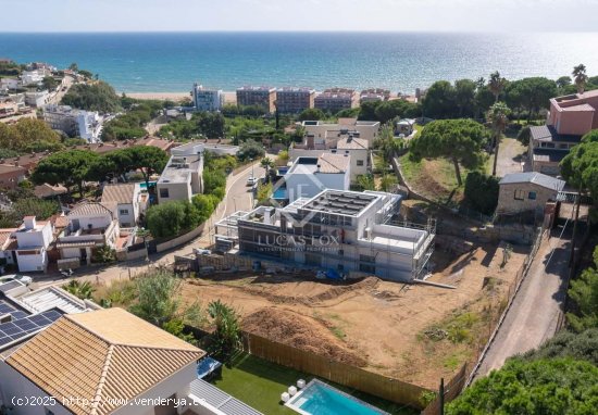  Parcela en venta en Canet de Mar (Barcelona) 