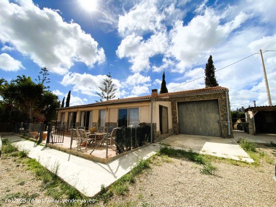  Finca en venta en Montbrió del Camp (Tarragona) 