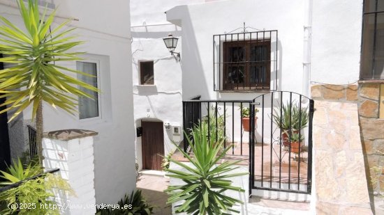 Casa en venta en Árchez (Málaga)