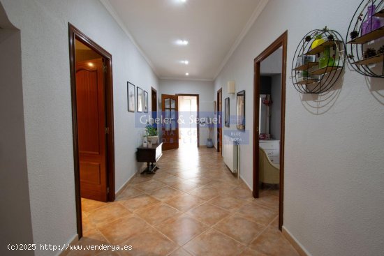 Casa en venta en Alfara de la Baronía (Valencia)