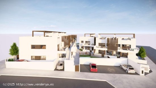 Bungalow en venta en construcción en Pilar de la Horadada (Alicante)